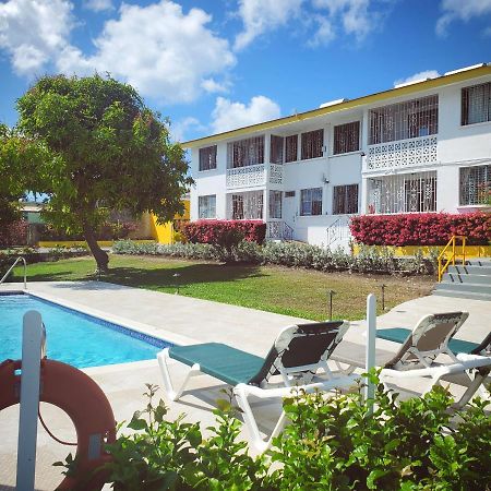 Adulo Apartments Bridgetown Esterno foto