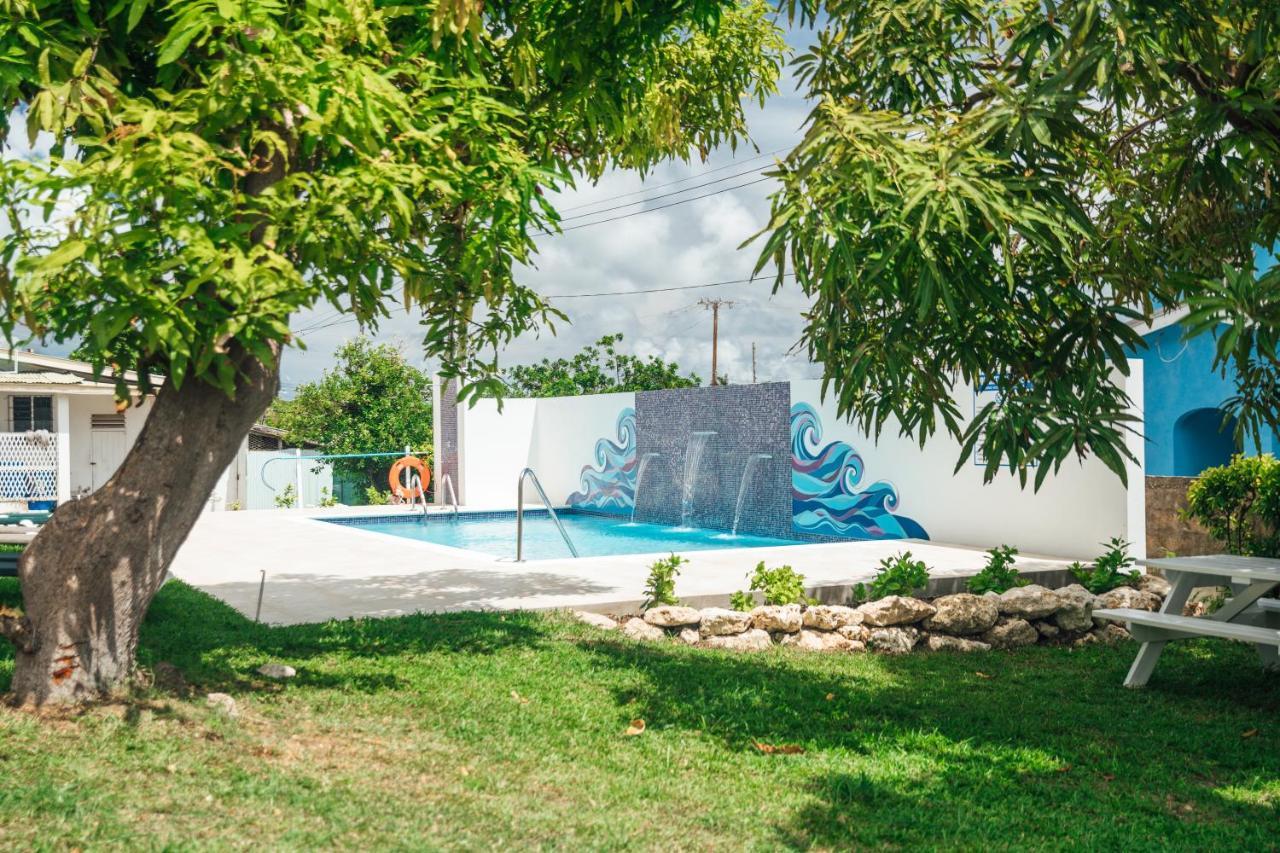 Adulo Apartments Bridgetown Esterno foto
