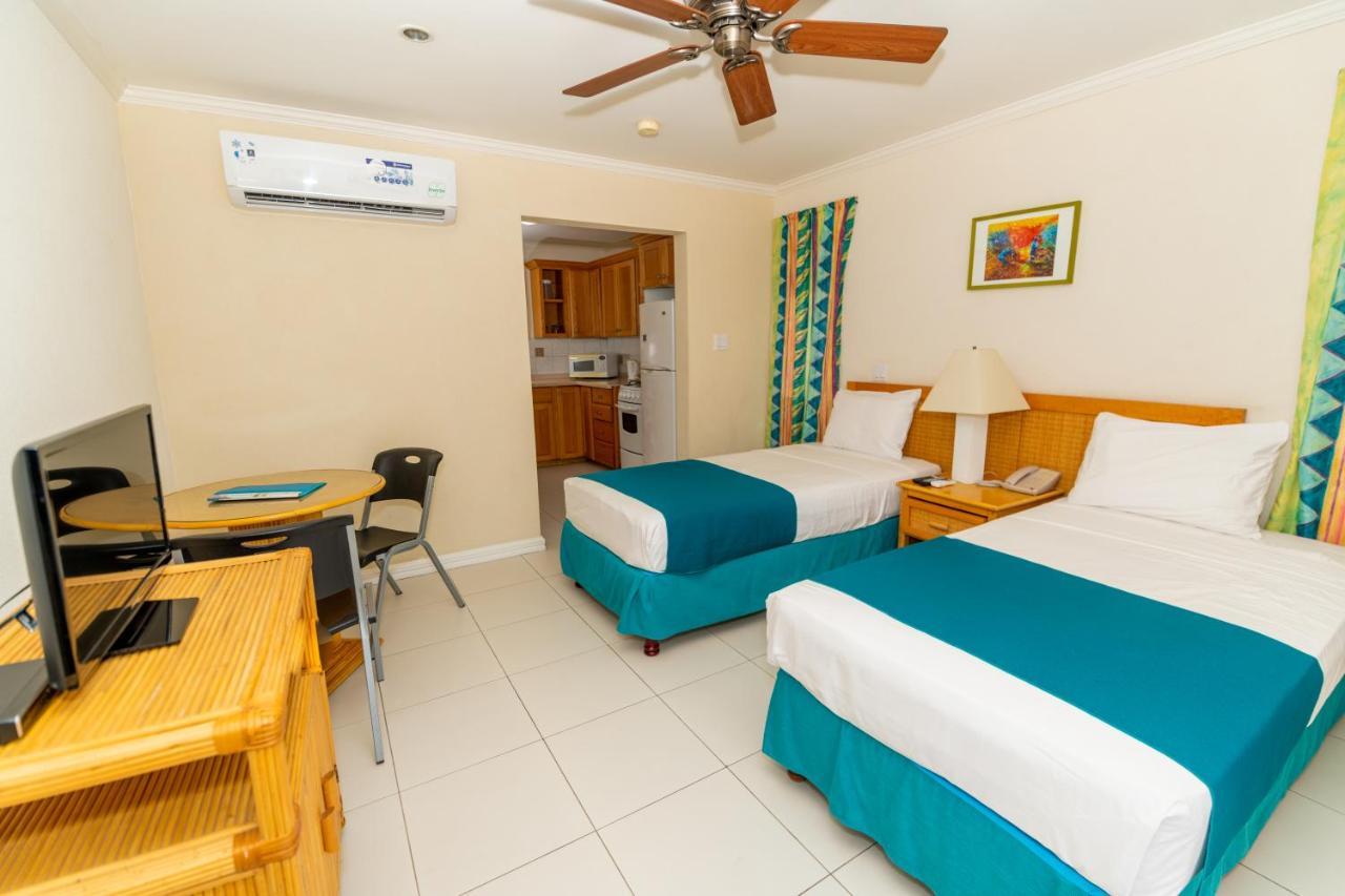 Adulo Apartments Bridgetown Esterno foto