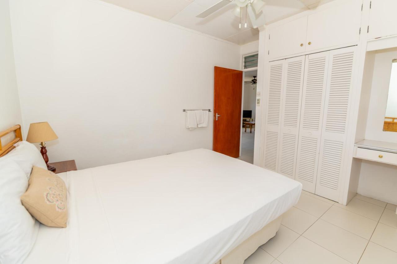 Adulo Apartments Bridgetown Esterno foto