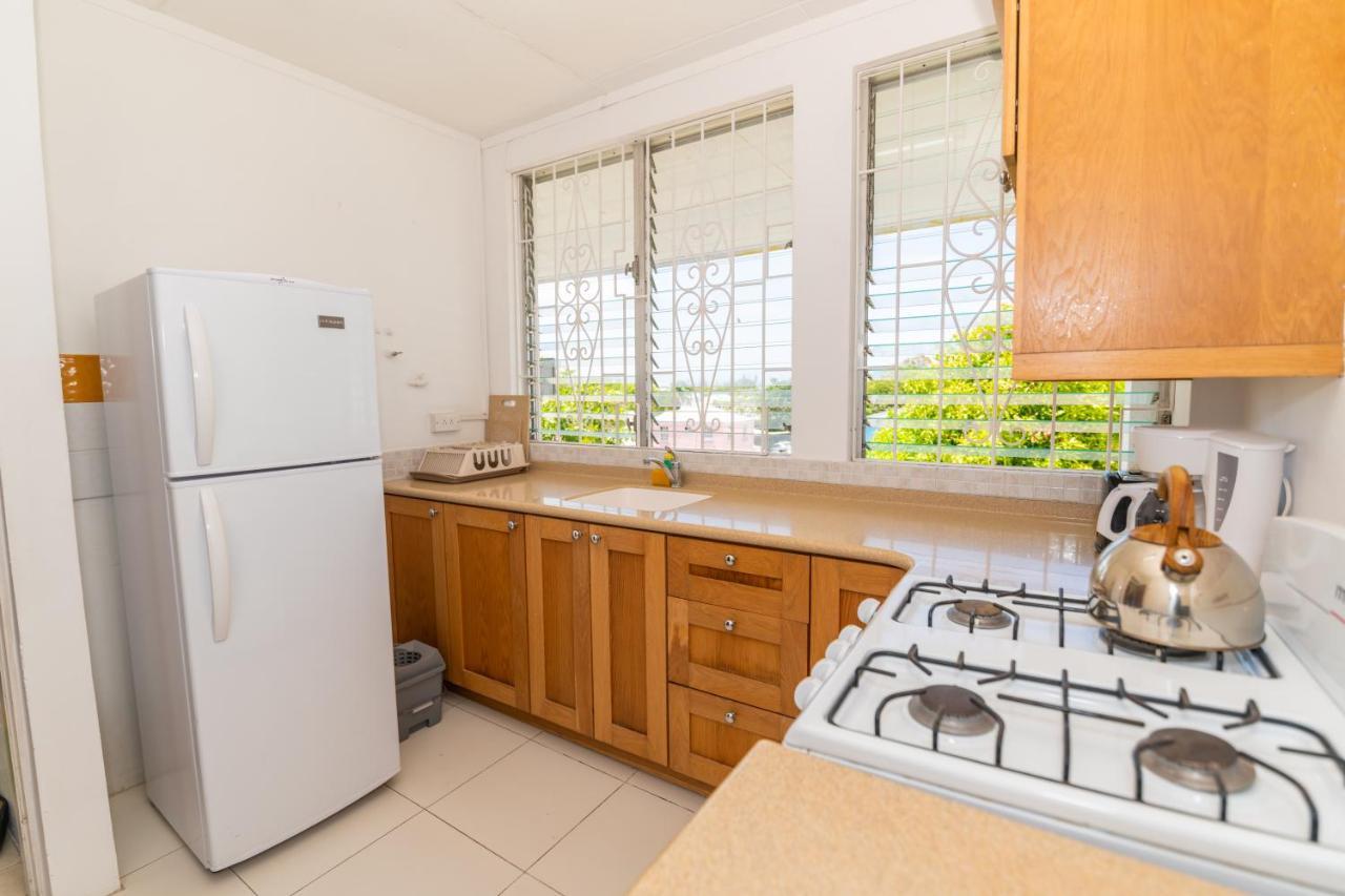 Adulo Apartments Bridgetown Esterno foto