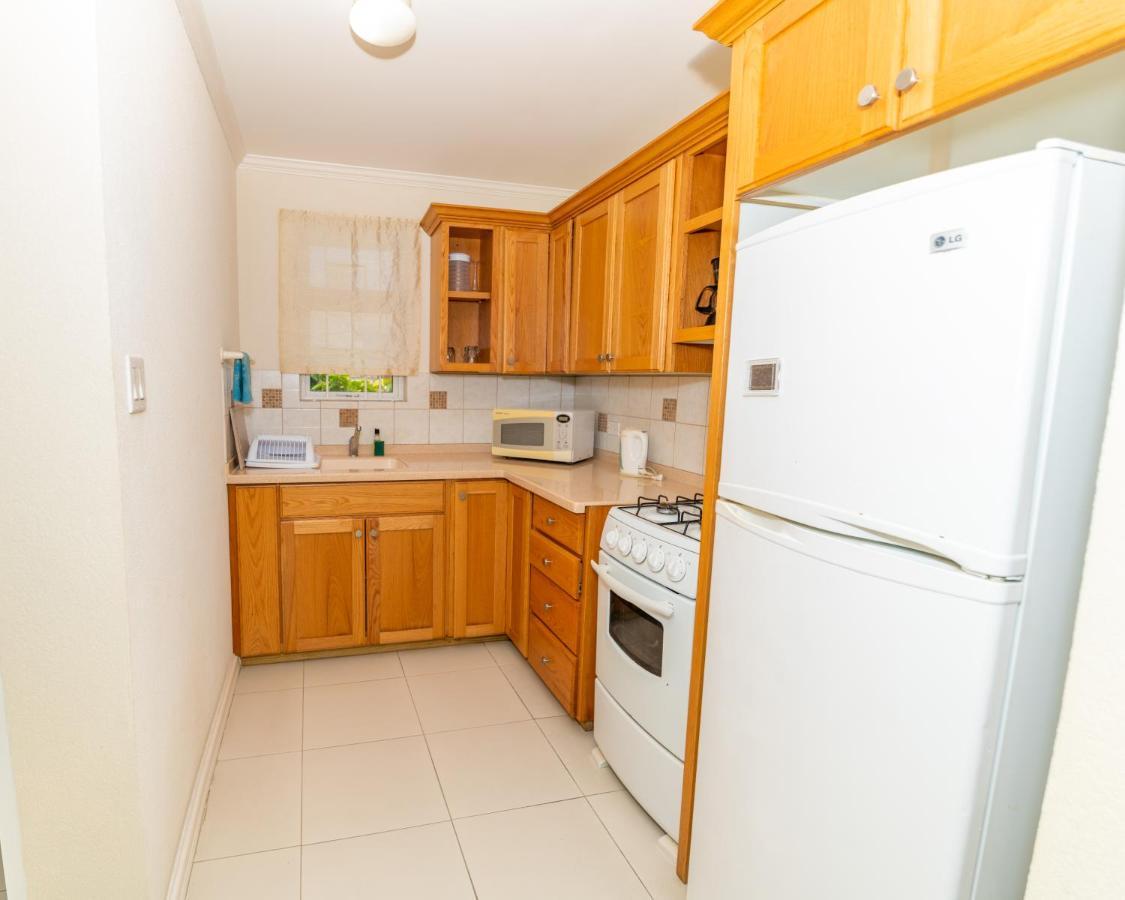Adulo Apartments Bridgetown Esterno foto