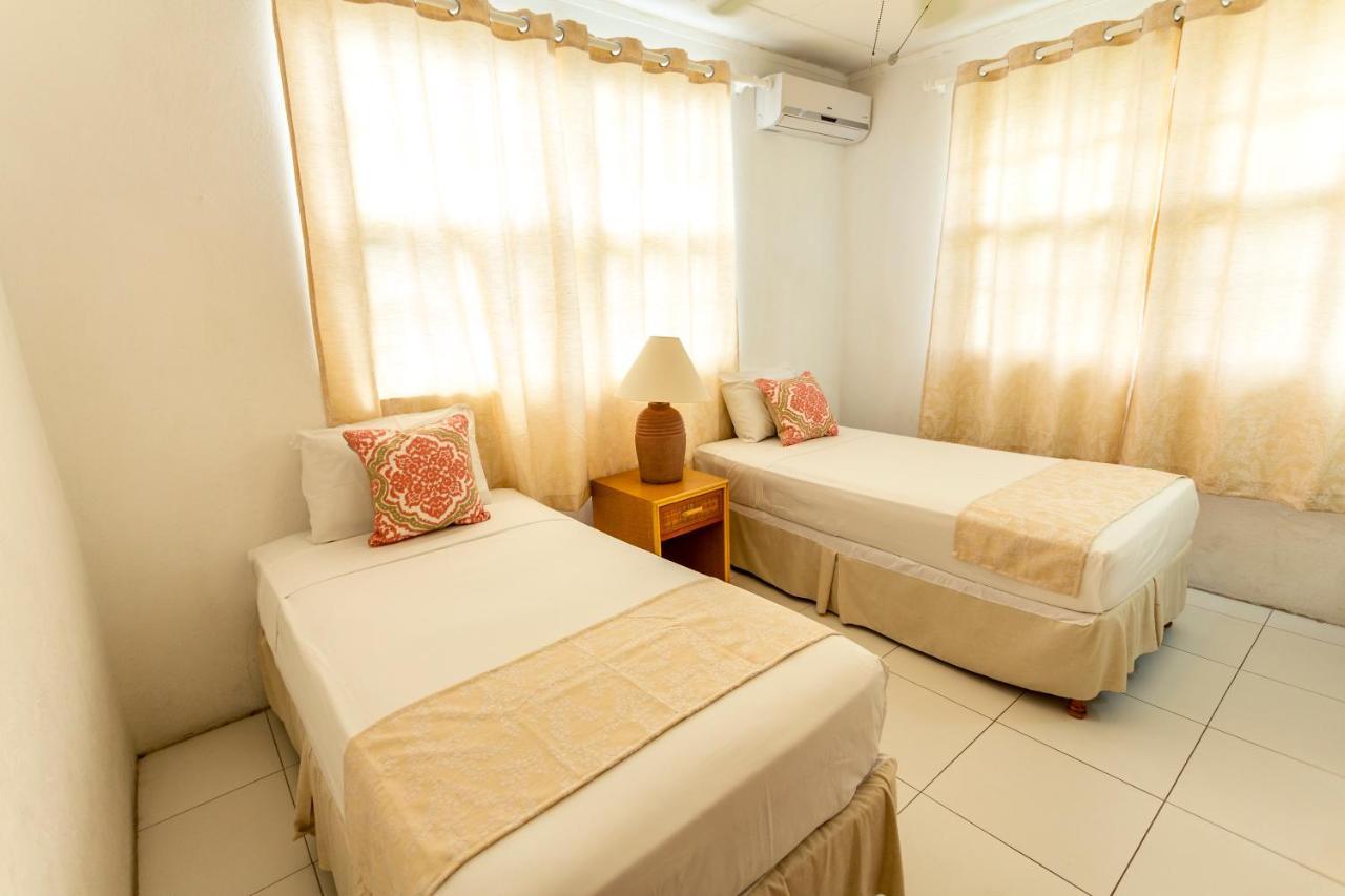 Adulo Apartments Bridgetown Esterno foto