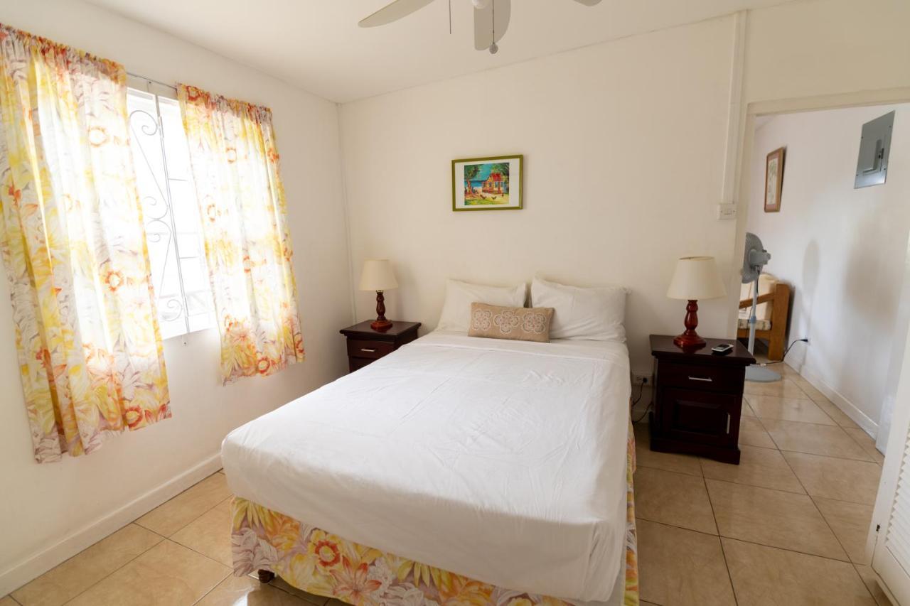 Adulo Apartments Bridgetown Esterno foto