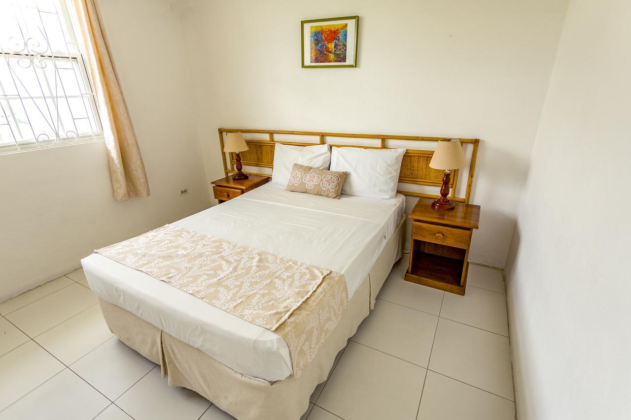 Adulo Apartments Bridgetown Esterno foto
