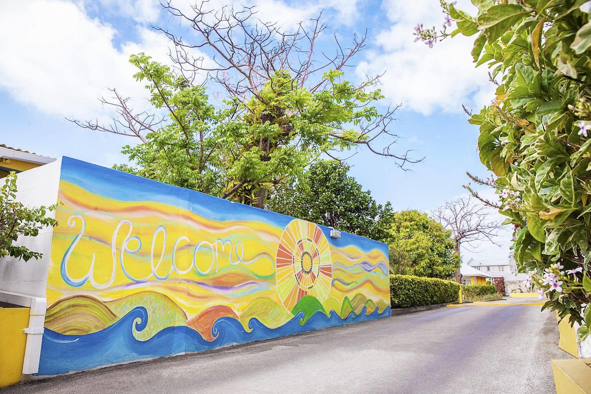 Adulo Apartments Bridgetown Esterno foto