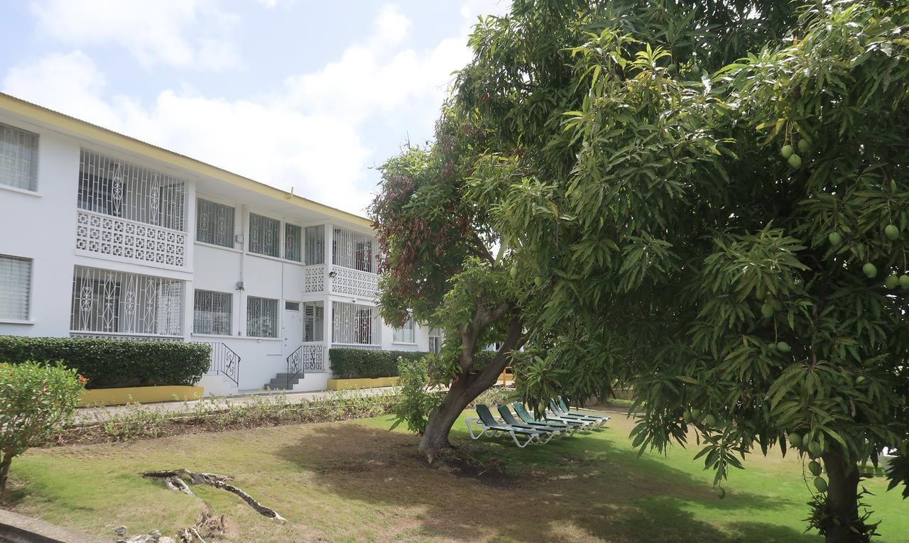 Adulo Apartments Bridgetown Esterno foto